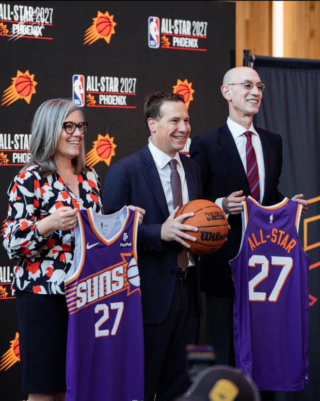 九游娱乐官网-包含赛地聚焦：NBA总决赛清晨热度飙升，菲尼克斯太阳战术微调，管理层满意，高层口径保持一致的词条