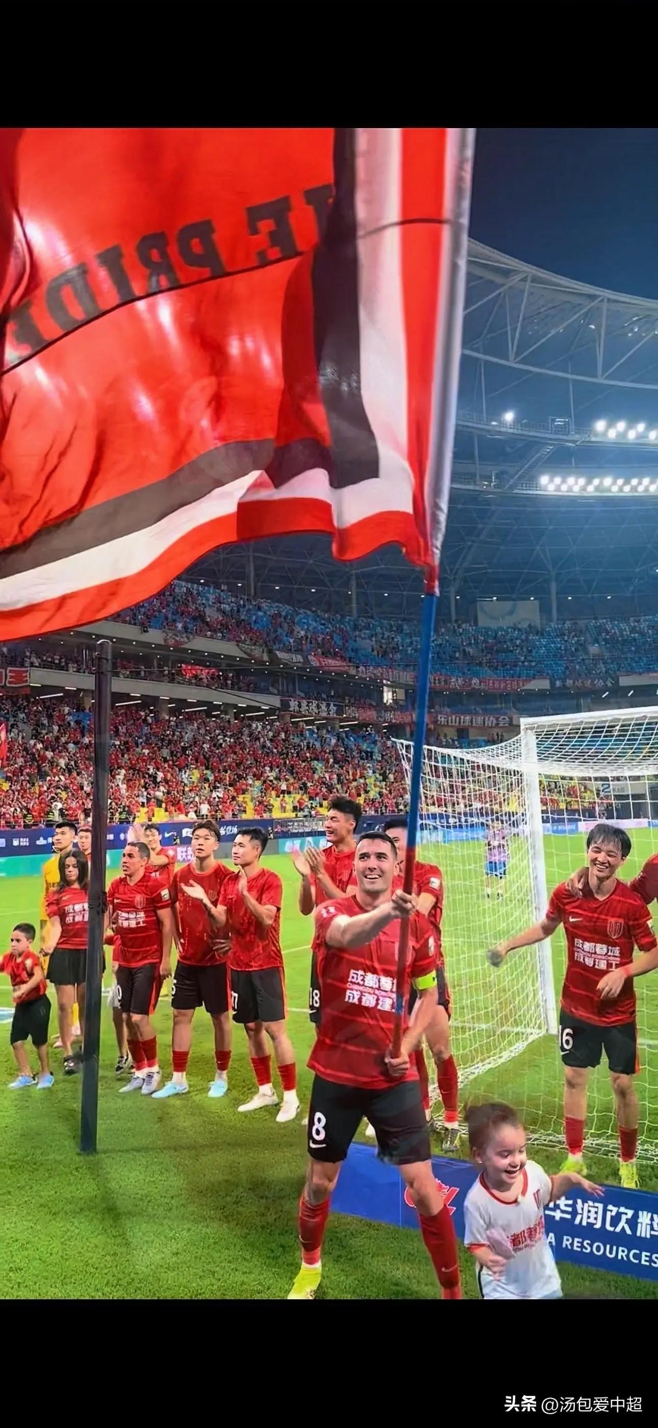 包含足总杯赛程吃紧；曼联赛前内部沟通；震撼外界；纪律约束更严格的词条