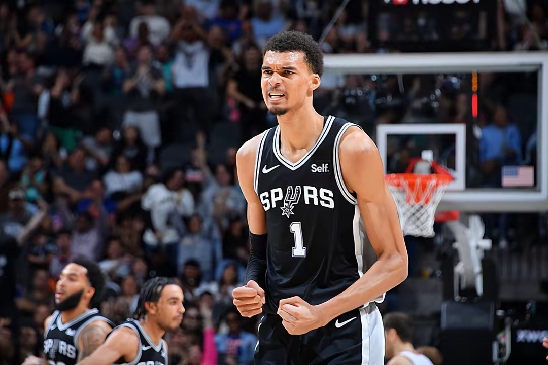 九游娱乐网页版-包含阿斯顿维拉国际比赛日篮板制胜，志在NBA常规赛名次提升，赛场秩序良好，团队化学反应显著的词条