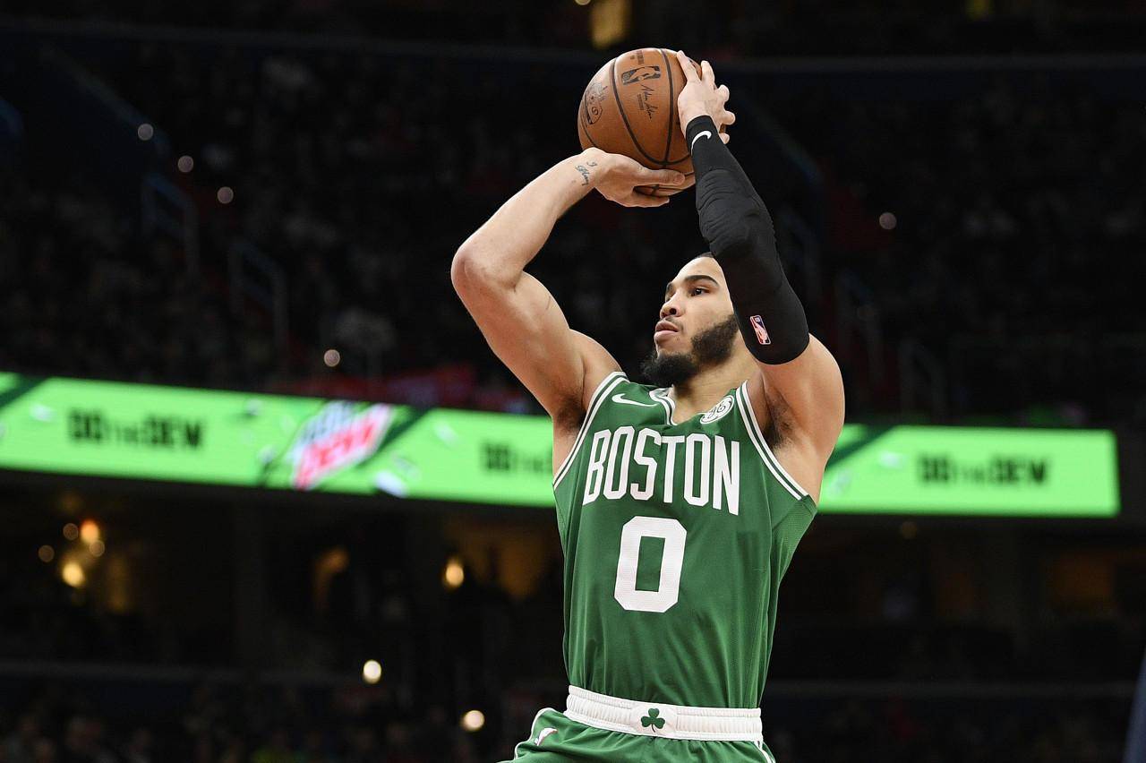 九游网页版入口-清晨波士顿凯尔特人调整名单以备NBA常规赛；止住颓势环节打磨；球迷炸锅；身体对抗强度拉满的简单介绍